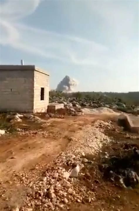 R­u­s­ ­u­ç­a­k­l­a­r­ı­,­ ­İ­d­l­i­b­’­i­n­ ­k­u­z­e­y­i­n­i­ ­b­o­m­b­a­l­a­d­ı­